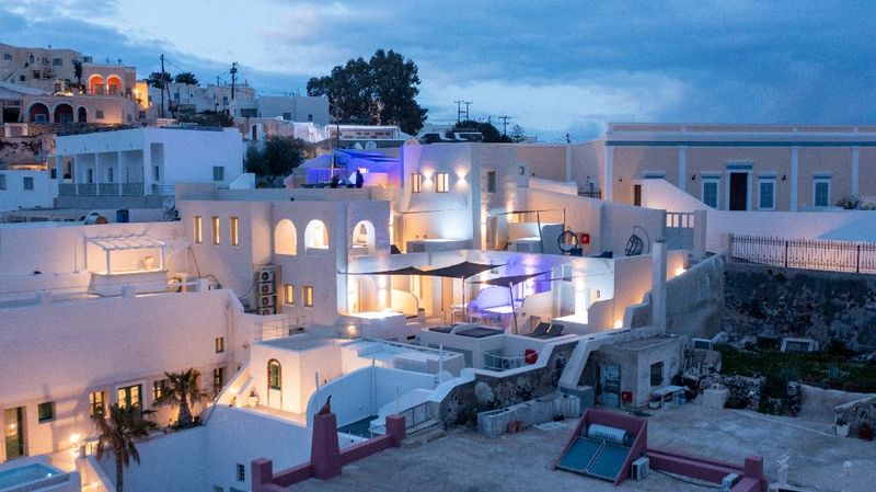 Hotel Caldera Cliff Illusion Suites, Griechenland, Fira. Großes 20