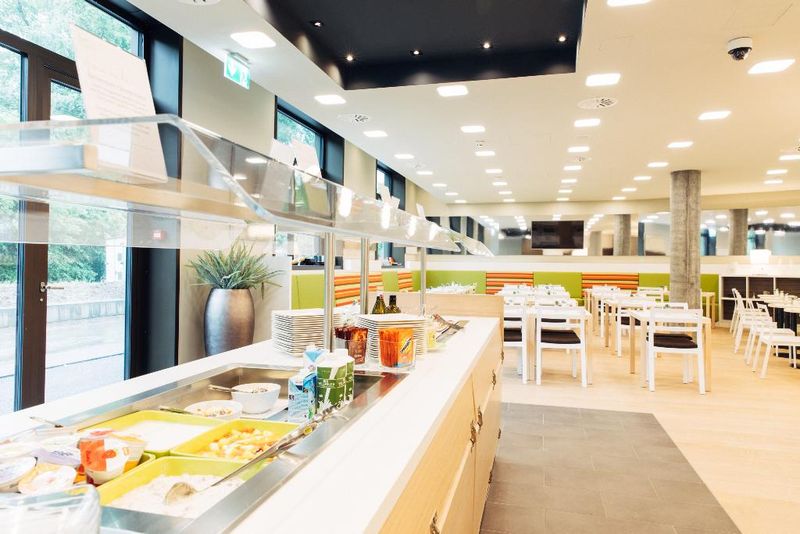 Hotel Harry's Home Zürich Wallisellen, Schweiz, Wallisellen. Großes 48