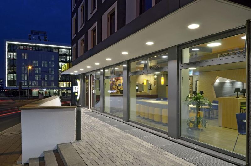 Hotel B&B Hotel Düsseldorf-City, Deutschland, Düsseldorf. Großes 46