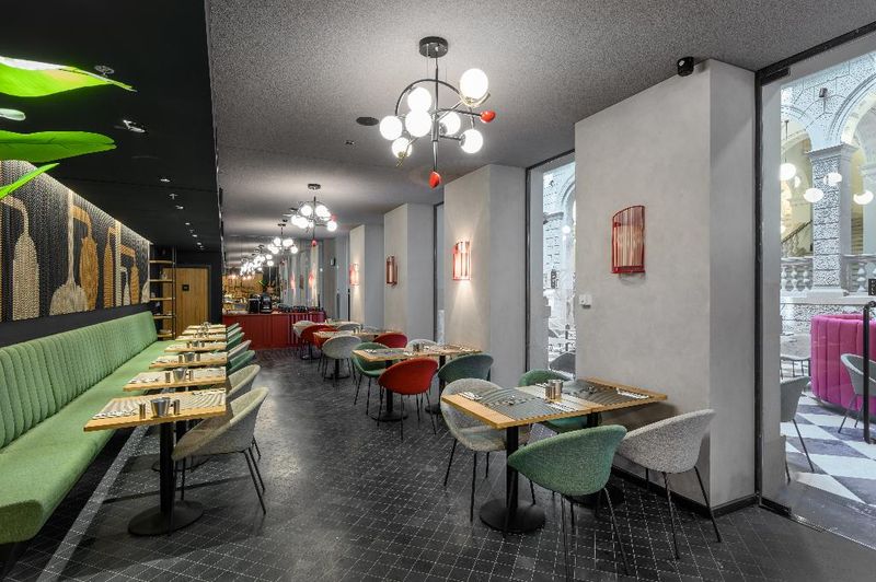 Hotel Hotel Oktogon Haggenmacher by Continental Group, Ungarn, Budapest. Großes 2