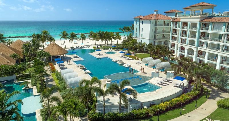 Hotel Sandals Royal Barbados All-Inclusive Resorts, Barbados, St. Lawrence Gap. Großes 2