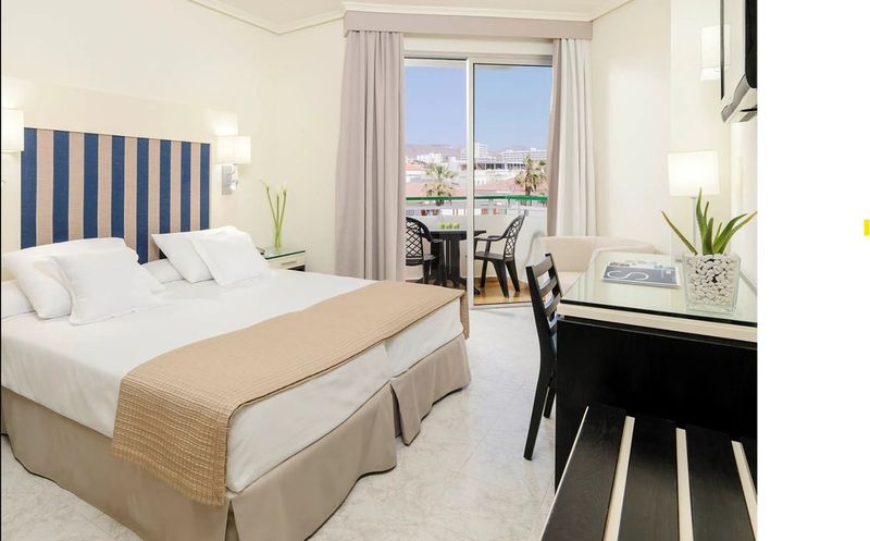 Hotel H10 Las Palmeras, Spanien, Playa de Las Américas. Großes 23