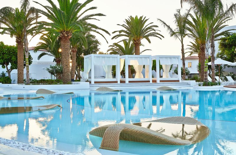 Hotel Caramel a Grecotel Resort to Live, Griechenland, Adelianos Kambos. Großes 1