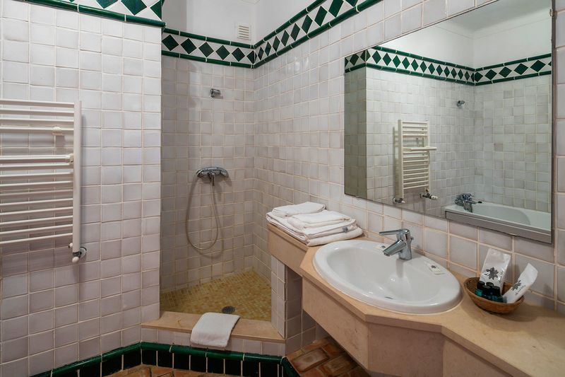 Hotel Belver Porto Dona Maria, Portugal, Luz. Großes 20