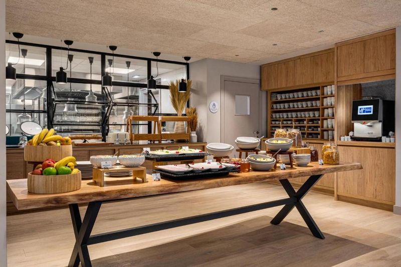 Hotel Holiday Inn Express Porto - Boavista, Portugal, Porto. Großes 15