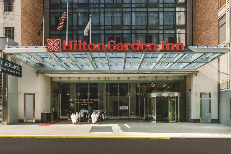 Hotel Hilton Garden Inn New York Times Square North, USA, New York City - Manhattan. Großes 2