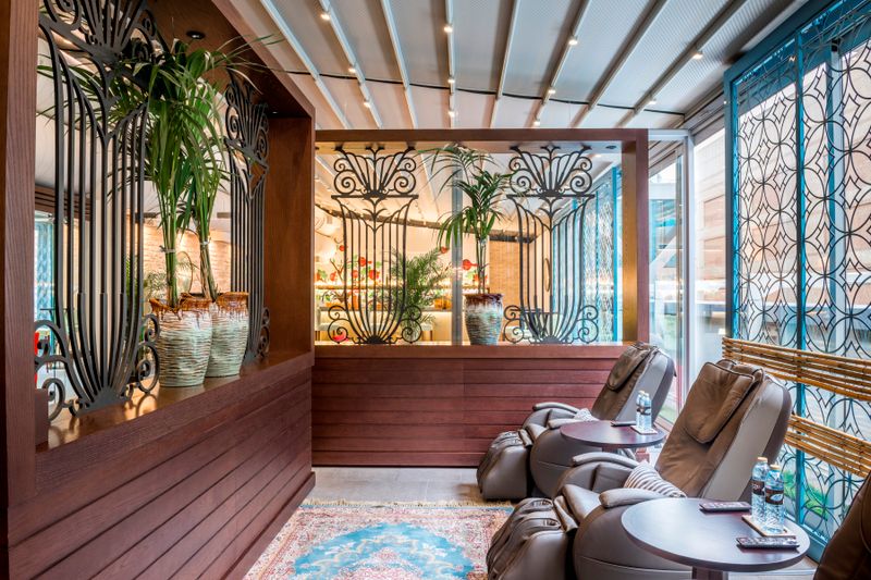 Hotel Sofitel Dubai Downtown, Vereinigte Arabische Emirate, Dubai. Großes 7