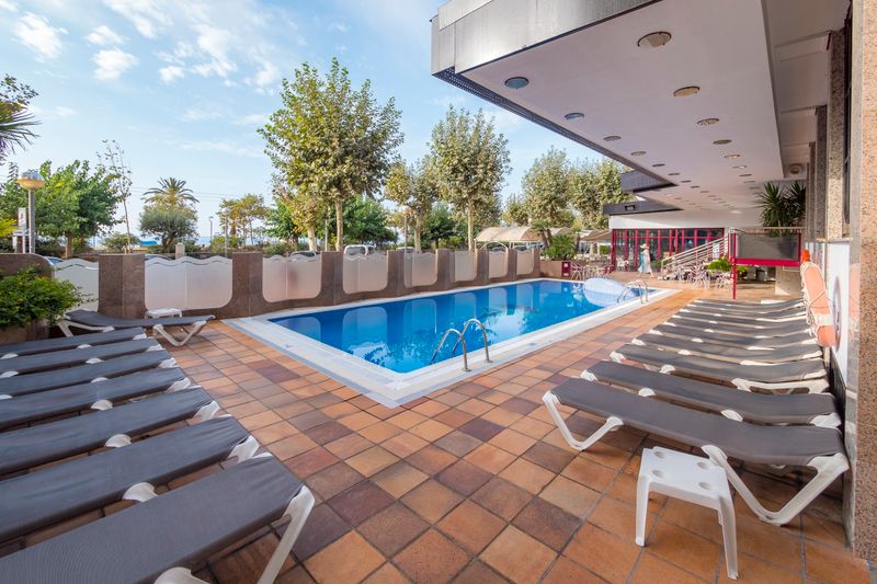 Hotel Checkin Garbi, Spanien, Calella de la Costa. Großes 2