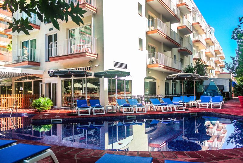 Hotel Dwo Les Palmeres, Spanien, Calella de la Costa. Großes 2