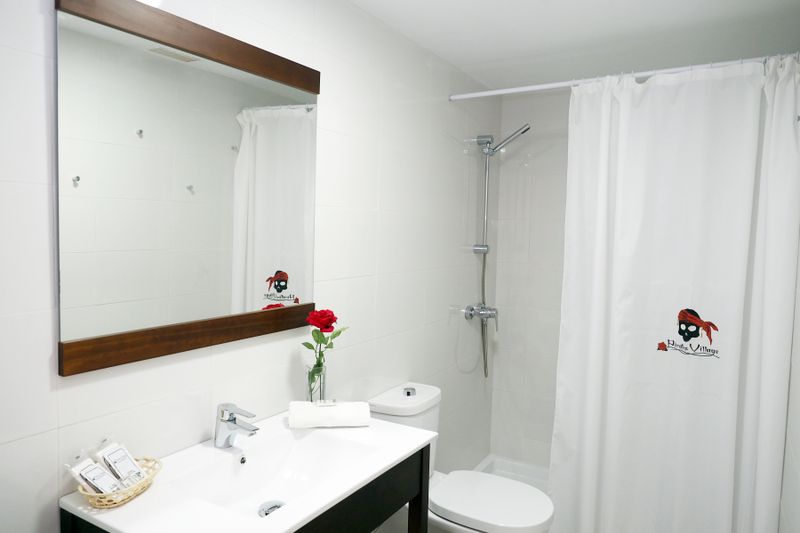 Hotel Pirates Village, Spanien, Santa Ponsa. Großes 28