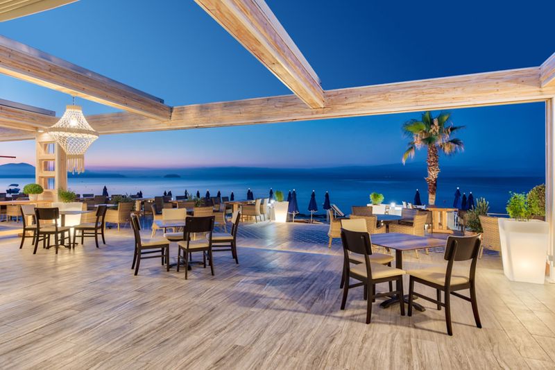 Hotel Mandala Seafront Suites, Griechenland, Laganas. Großes 24