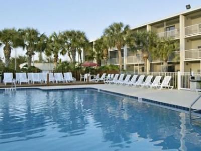 Hotel Red Roof Plus+suites Downtown 5th Ave S, USA, Naples. Großes 6